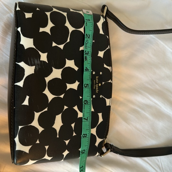 Kate Spade Crossbody Bag w/Adjustable Strap - Picture 10 of 11